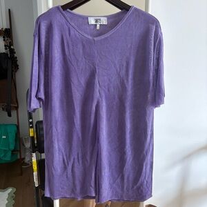 Shiatzy Women's purple sweater with front slit 💕